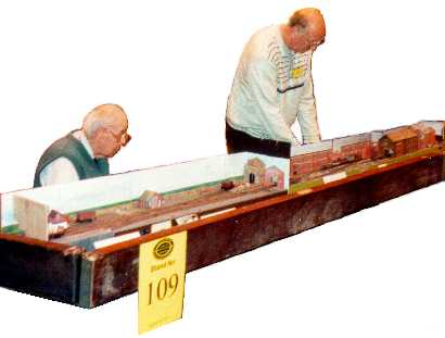 John Allison (left) with two of his highly protable layouts at Warley 2001